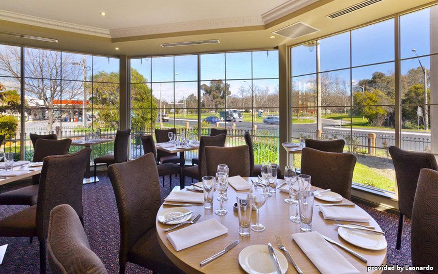 Best Western Plus Hovell Tree Inn Олбери Ресторан фото